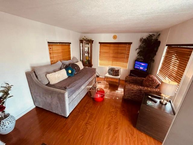 31 Black Hawk Street, Palm Springs, CA 92264