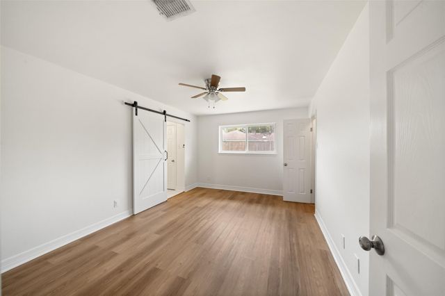 6107 Golden Forest Drive, Houston, TX 77092