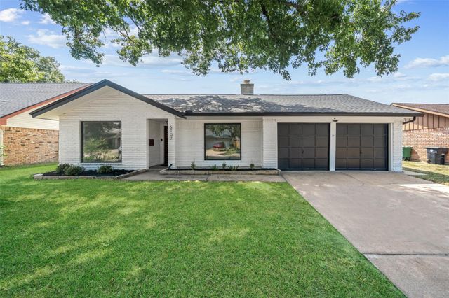 6107 Golden Forest Drive, Houston, TX 77092