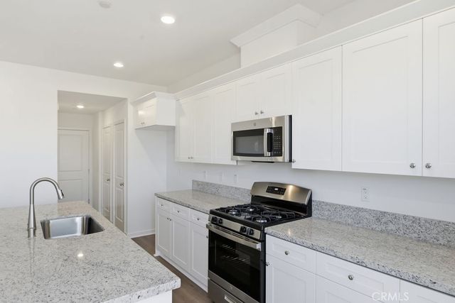 29364 Oceanside Drive, Winchester, CA 92596