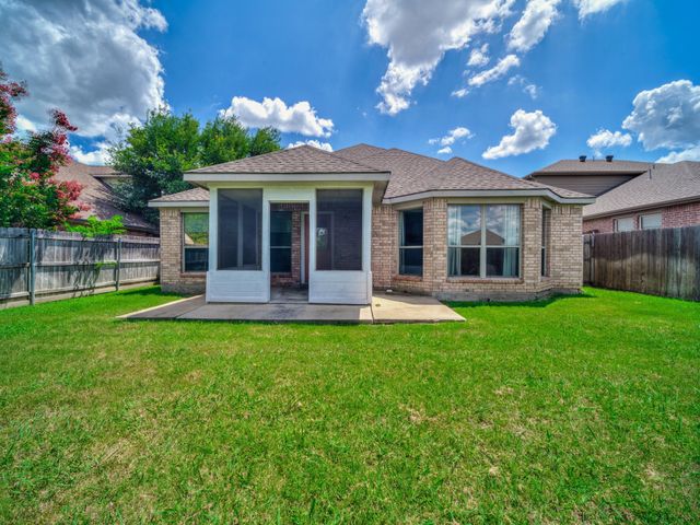 6140 Lochmoor Drive, Fort Worth, TX 76179