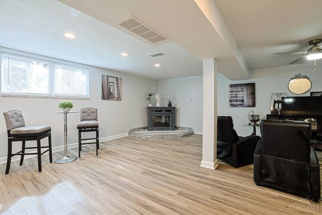 3700 Greenwood Drive, Middletown, OH 45044