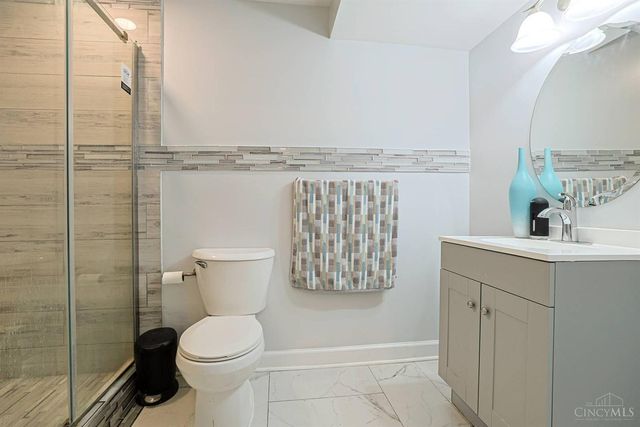 3700 Greenwood Drive, Middletown, OH 45044