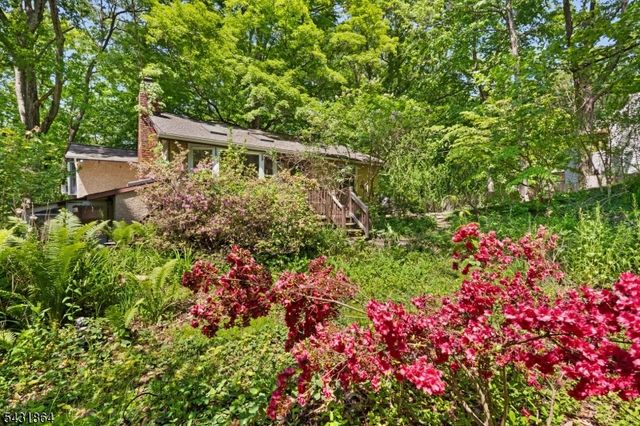 76 Brooksyde Ave, Ringwood Boro, NJ 07456
