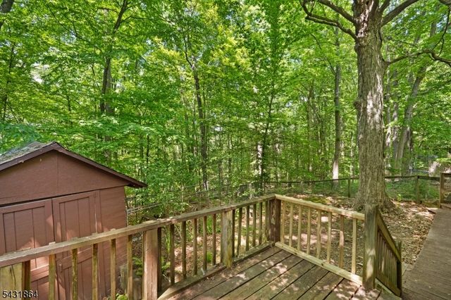 76 Brooksyde Ave, Ringwood Boro, NJ 07456
