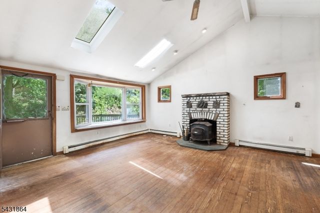 76 Brooksyde Ave, Ringwood Boro, NJ 07456