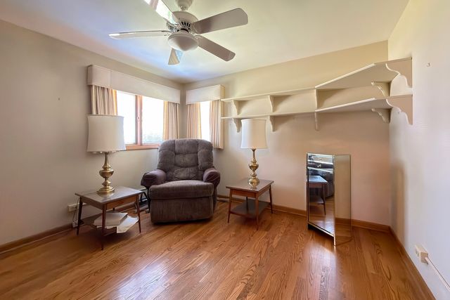 34841 N leonard Avenue, Ingleside, IL 60041