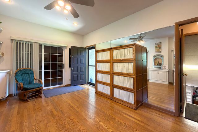 34841 N leonard Avenue, Ingleside, IL 60041