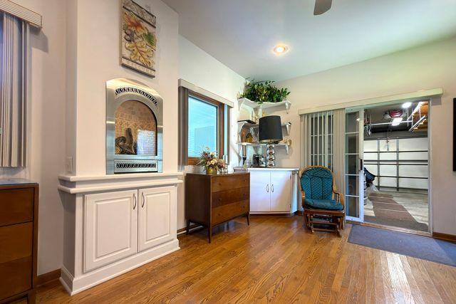 34841 N leonard Avenue, Ingleside, IL 60041