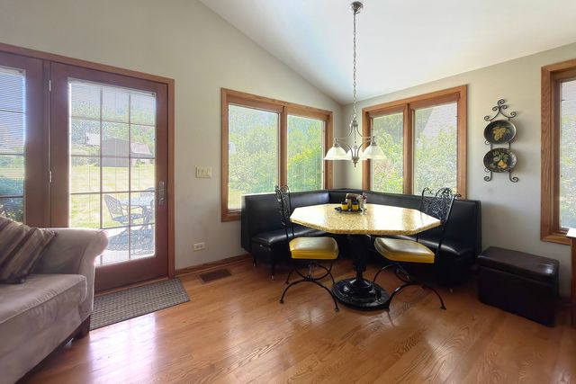 34841 N leonard Avenue, Ingleside, IL 60041