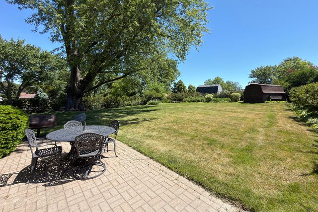 34841 N leonard Avenue, Ingleside, IL 60041