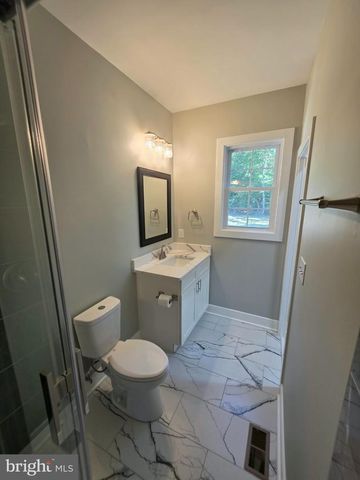63 ELM DR, Colonial Beach, VA 22443