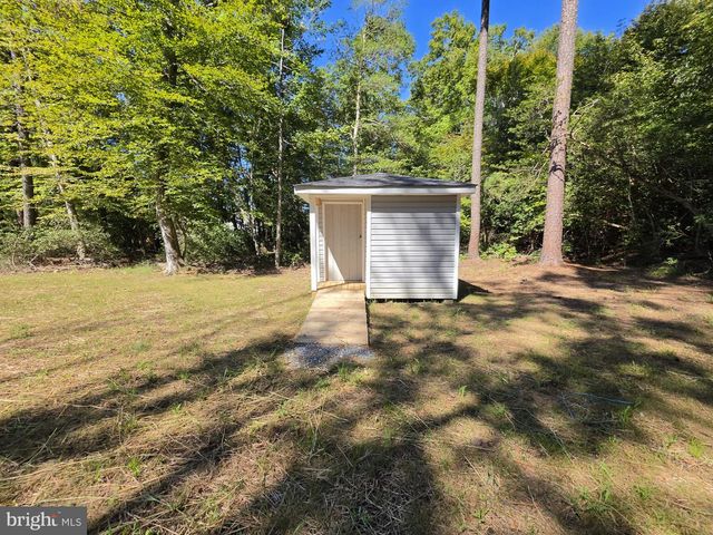63 ELM DR, Colonial Beach, VA 22443