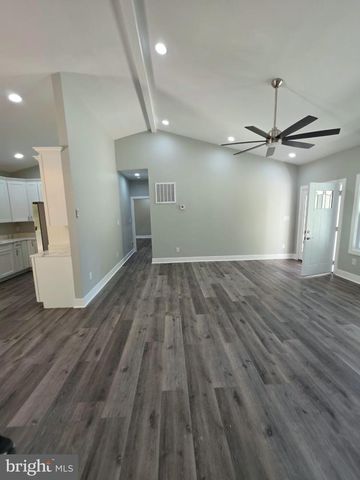63 ELM DR, Colonial Beach, VA 22443