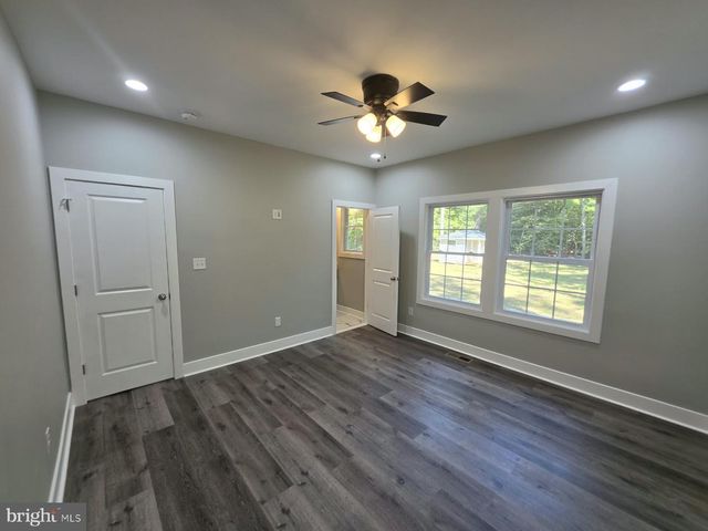 63 ELM DR, Colonial Beach, VA 22443