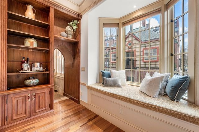 25 Beaver Place A, Boston, MA 02108