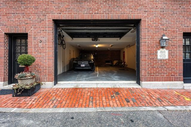 25 Beaver Place A, Boston, MA 02108