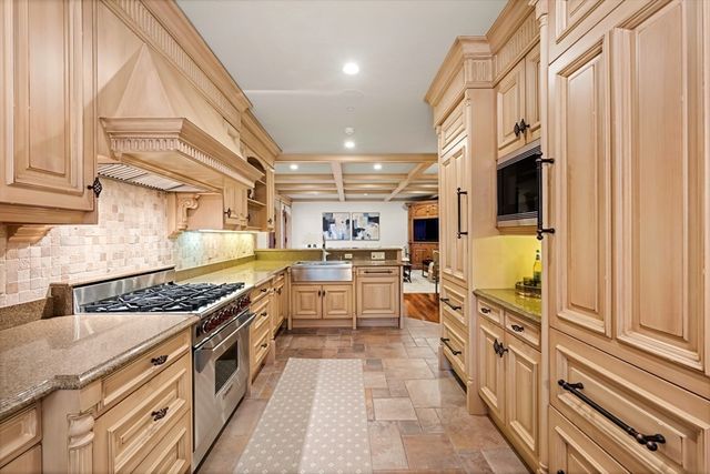 25 Beaver Place A, Boston, MA 02108