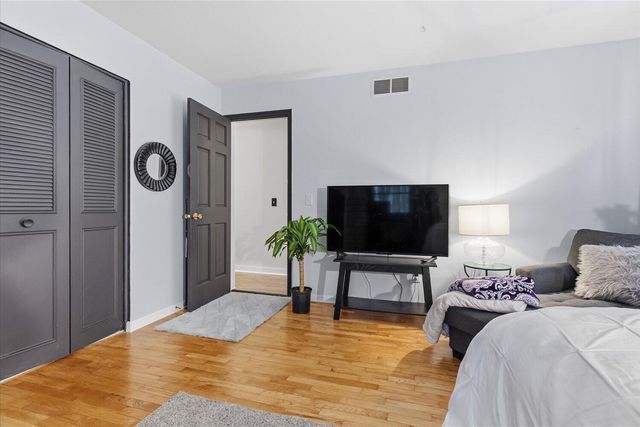 2734 S 9th Street, Kalamazoo, MI 49009