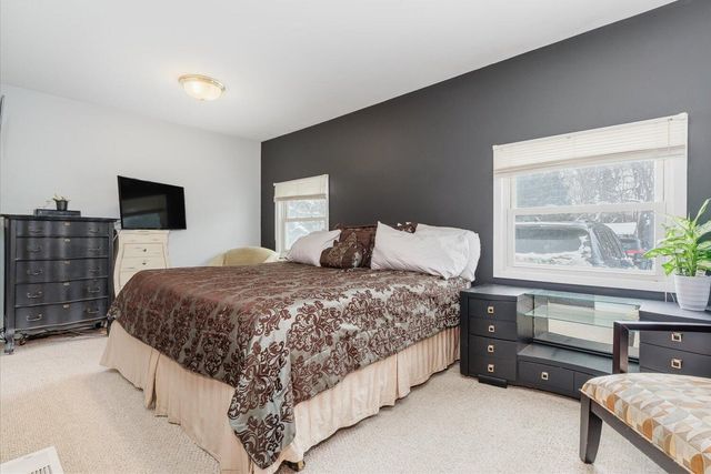 2734 S 9th Street, Kalamazoo, MI 49009