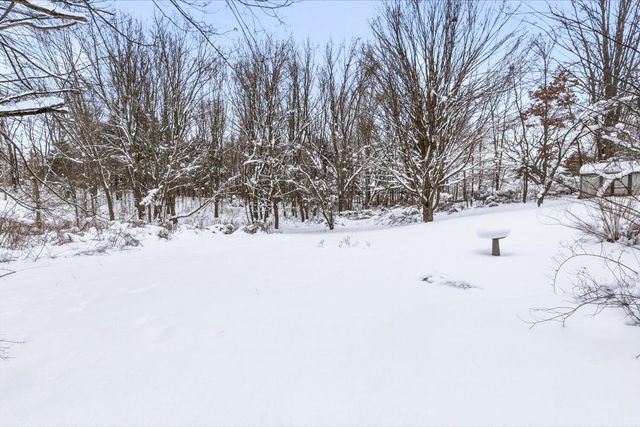 2734 S 9th Street, Kalamazoo, MI 49009