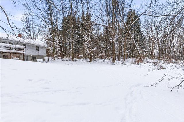 2734 S 9th Street, Kalamazoo, MI 49009