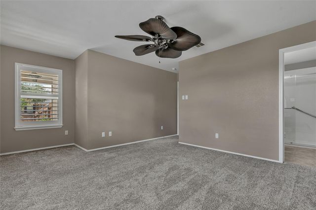 112 Willow Leaf LN, Buda, TX 78610