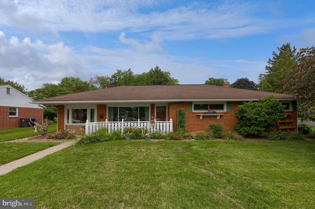 980 S GREEN ST, Palmyra, PA 17078