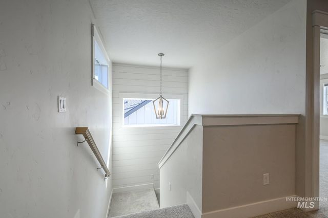 6512 N Oakstone Ave, Meridian, ID 83646