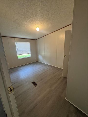 15240 Paradise Cove, Willis, TX 77318