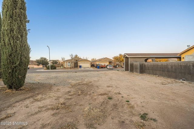 2886 Ox Cart Court, Las Cruces, NM 88007