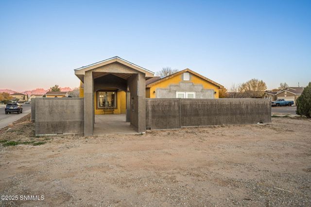 2886 Ox Cart Court, Las Cruces, NM 88007