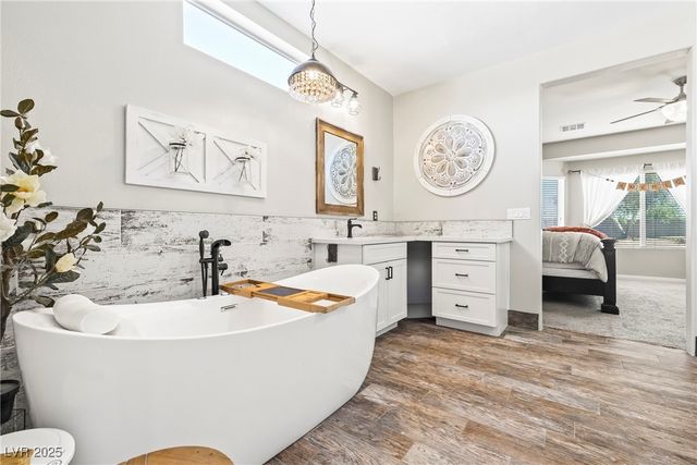 1593 Valley Home Court, Logandale, NV 89021