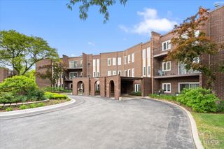 1550 Sandpebble Drive 209, Wheeling, IL 60090
