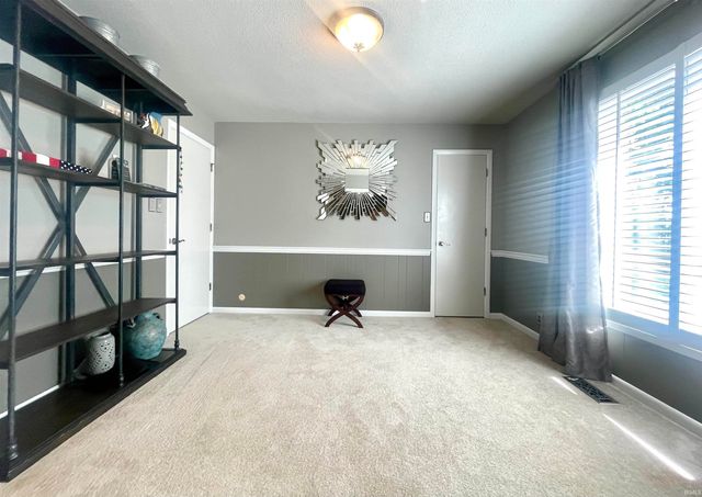 5209 N Morrison, Muncie, IN 47304