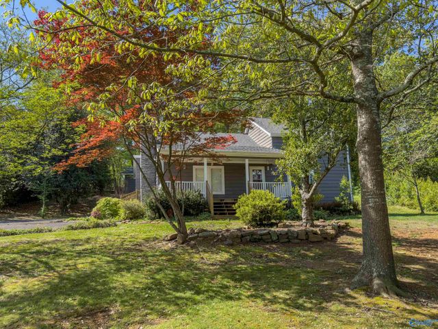 5601 Spring Creek Drive, Guntersville, AL 35976