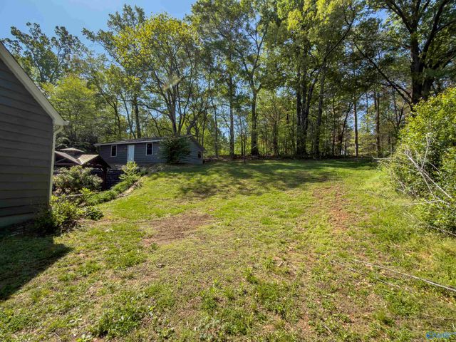 5601 Spring Creek Drive, Guntersville, AL 35976