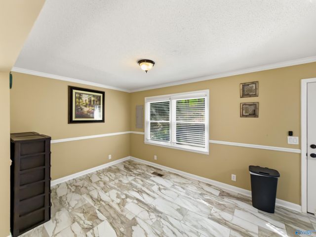 5601 Spring Creek Drive, Guntersville, AL 35976
