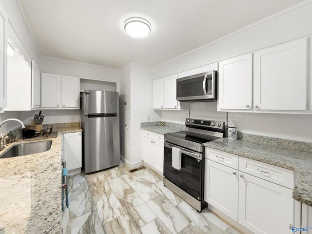 5601 Spring Creek Drive, Guntersville, AL 35976