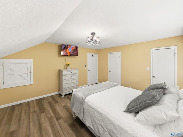 5601 Spring Creek Drive, Guntersville, AL 35976