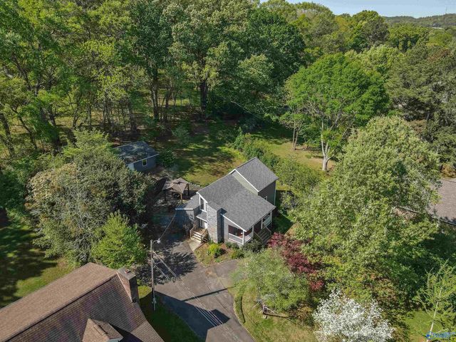5601 Spring Creek Drive, Guntersville, AL 35976