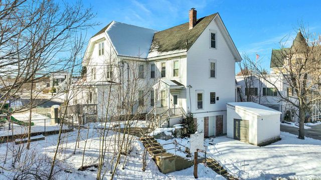 21 School Street, Hillsborough, NH 03244