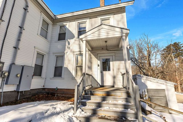 21 School Street, Hillsborough, NH 03244