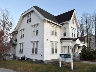 21 School Street, Hillsborough, NH 03244