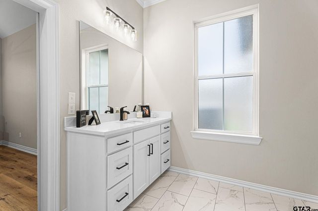 12293 Harlon Street, Flint, TX 75762