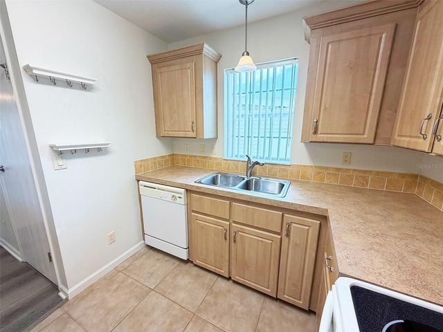 1503 23RD AVENUE W, Bradenton, FL 34205