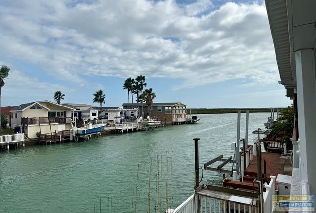 680 E Clam Circle, Port Isabel, TX 78578