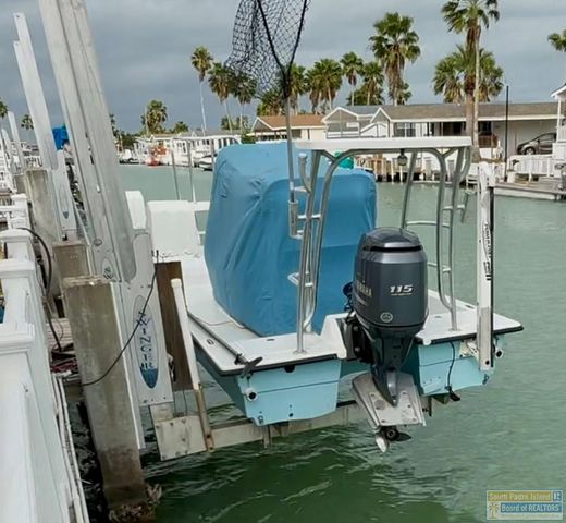 680 E Clam Circle, Port Isabel, TX 78578