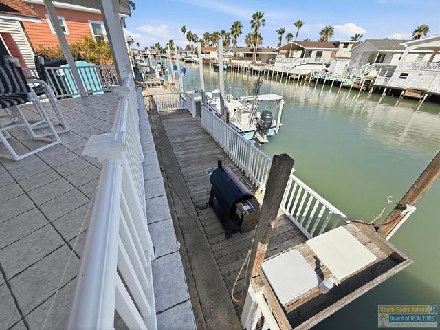 680 E Clam Circle, Port Isabel, TX 78578