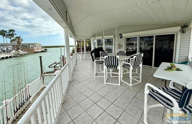 680 E Clam Circle, Port Isabel, TX 78578